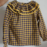 Gingham - Yndig grønternet bluse med flæsekant