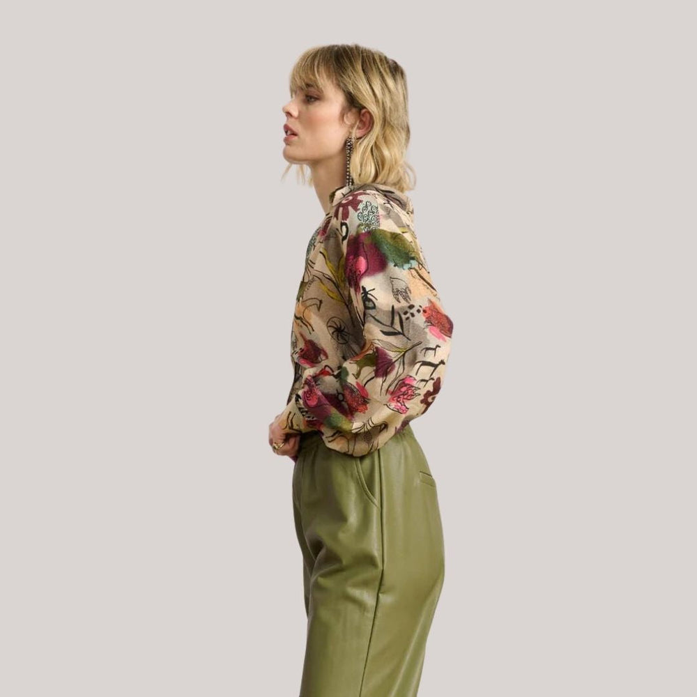 Fiona - Boheme Blomsterprint Bluse med Biskopærmer