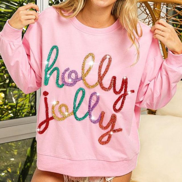 Celeste - Festlig udsmykket sweatshirt med Holly Jolly bogstaver