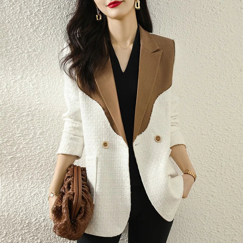 Veronica - Chic blazer med kontrasterende revers