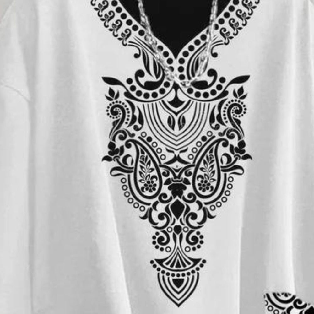 Noah - Oversize T-Shirt med Tribal Print Detaljer