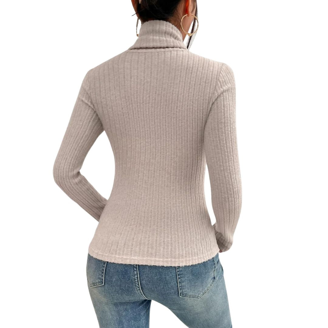 Miranda - Ribbet Mock Neck Sweater med Udsnit Detalje