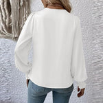 Vivien - Feminin elegance: elegant draperet crossover-bluse med V-udskæring