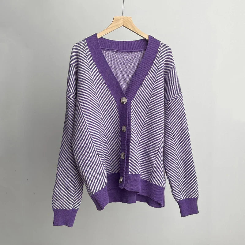 Liana - zigzag strik cardigan med knaplukning