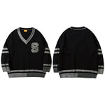 Everett - varsity sweater med stribede manchetter og monogram