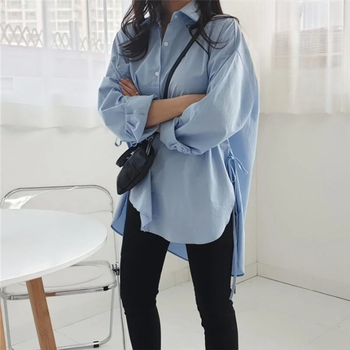 Camilla - Oversized button down bluse med justerbare ærmer