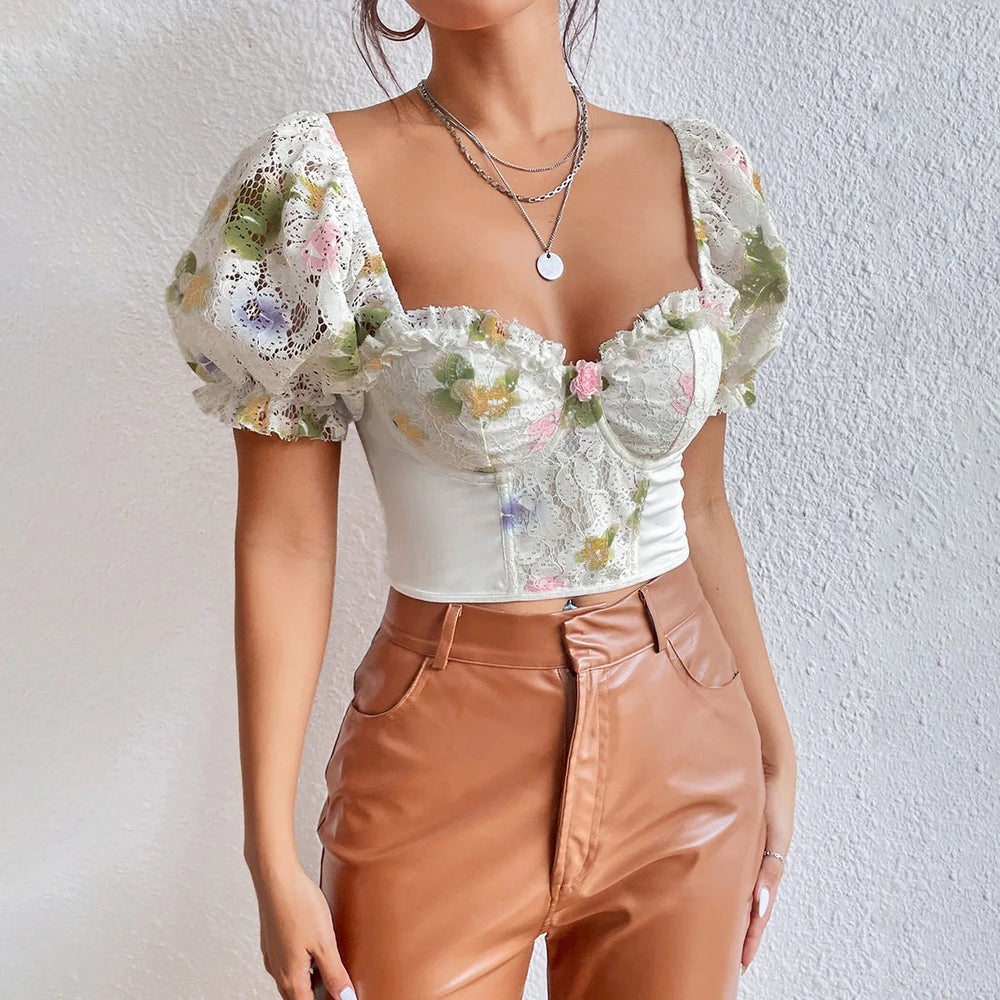 Valentina - Off shoulder blondekorset med blomsterbroderi