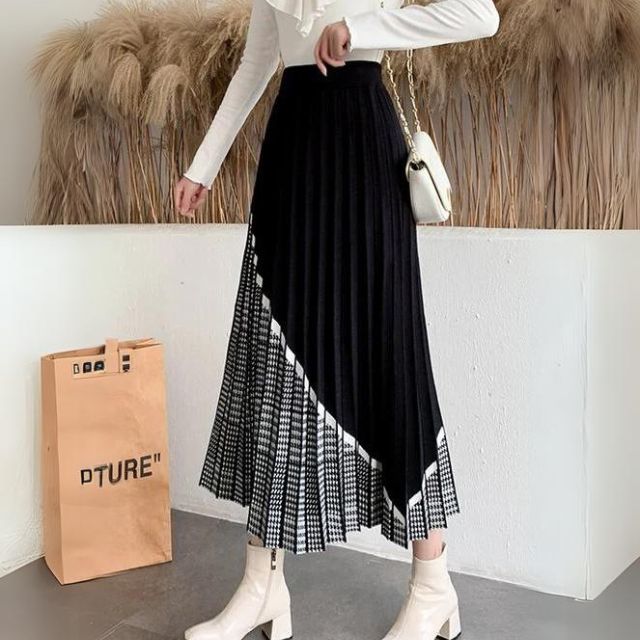 Nina - Plisseret midi-nederdel med houndstooth-panel