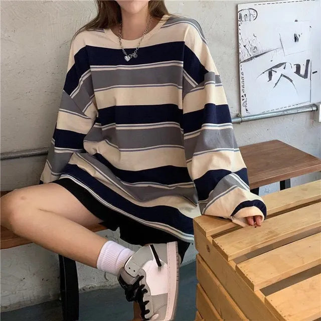 Nancy - Oversized sweater med striber og lange ærmer